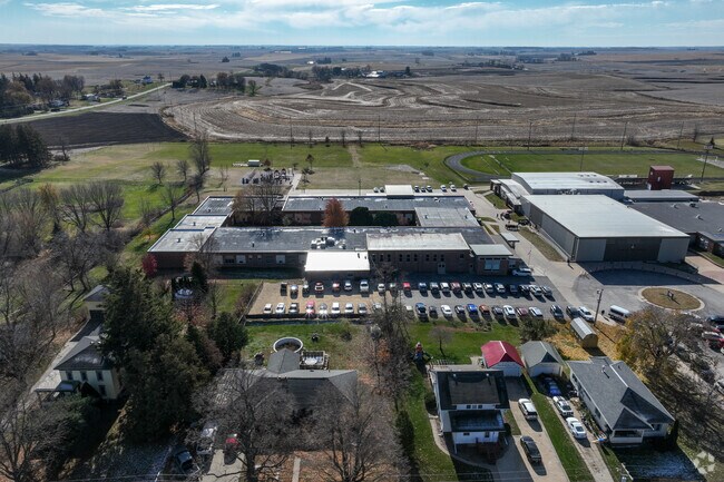 Darling Elementary serves local students in Postville.