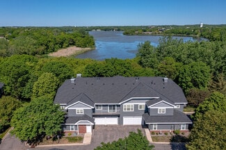 3400 Autumn Woods Dr, Chaska, MN 55318