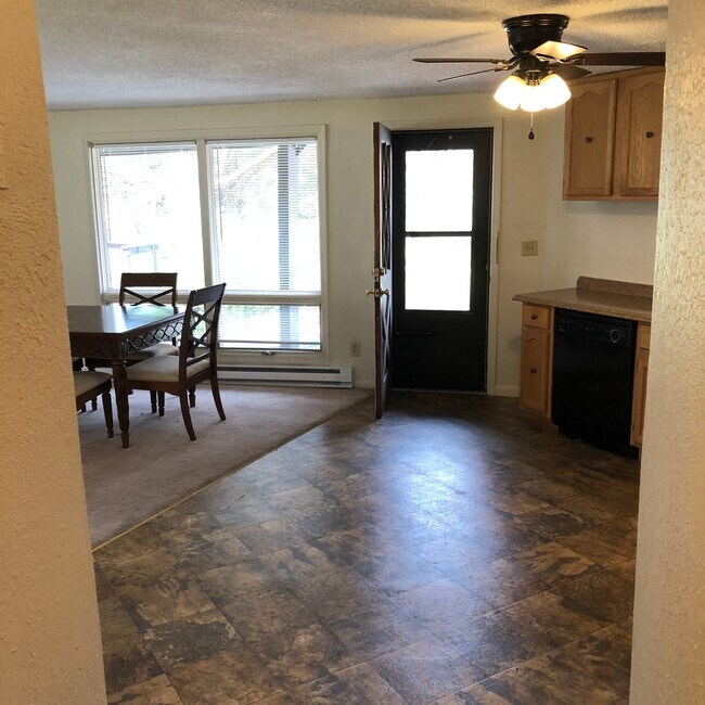 159 Abbey Fields Ln unit 159, Hendersonville, NC 28792 - photo 5