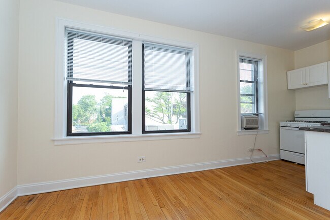 340 Park Ave unit J00P, Glencoe, IL 60022 - photo 7