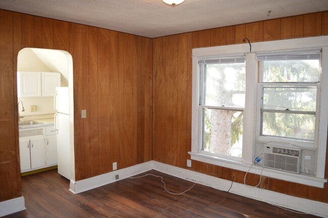 729 Clark Ct unit 2, Madison, WI 53715 - photo 3