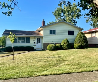 17124 Cambridge Blvd, Brook Park, OH 44142