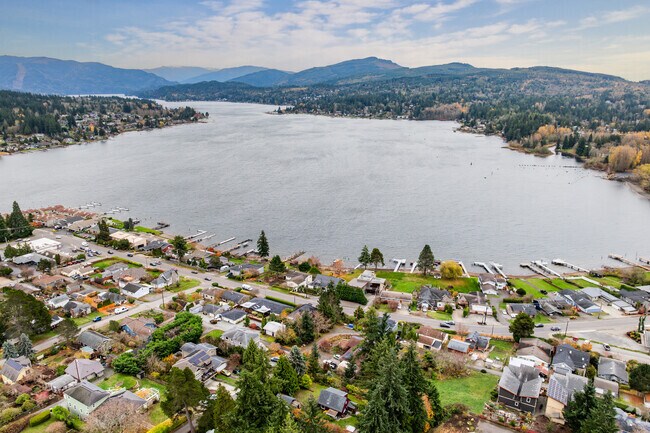 Some lakeside homes in Geneva have docks for easy access to the water.