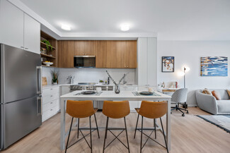 1190 Hancock St, Quincy, MA 02169