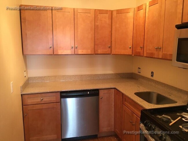 120 Gladstone St unit 3, Boston, MA 02128 - photo 5