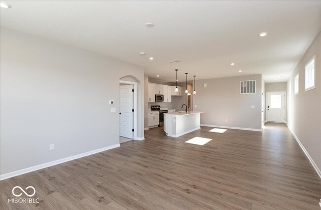 882 Rosebud Ln, Greenfield, IN 46140 - photo 4