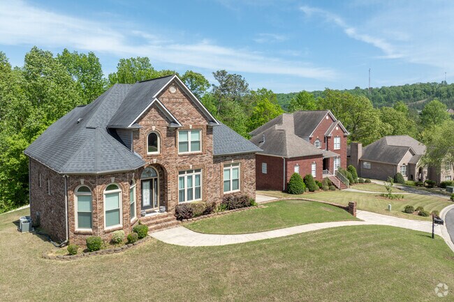 Large craftsman style homes are a staple in Sand Ridge.