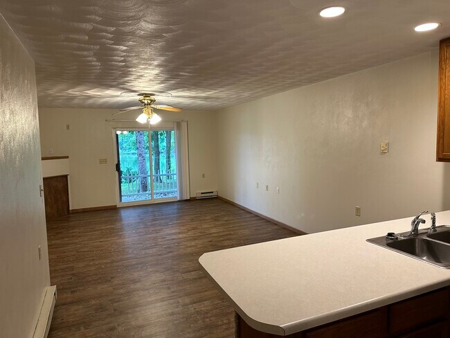 1062 Lakeshore Dr, Pioneer, OH 43554 - photo 4