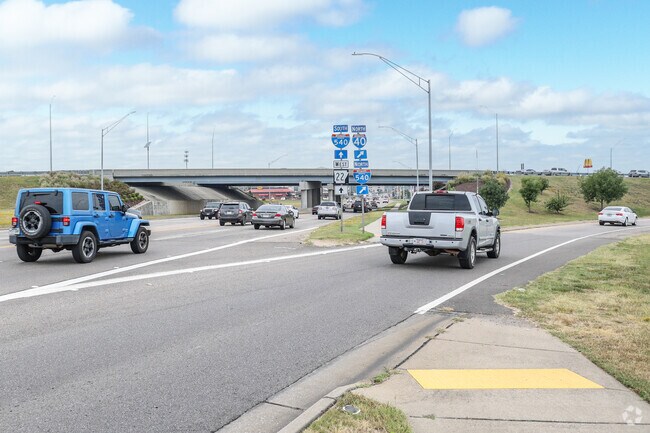 Hillcrest residents have easy access to I-540 that connects to I-40.