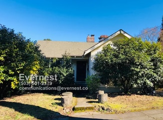 22 NE 69th Ave, Portland, OR 97213