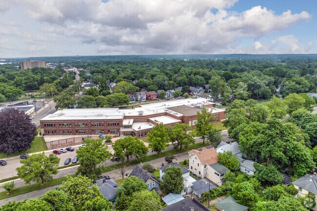 Washington Writers' Academy is part of the Kalamazoo Public School system.