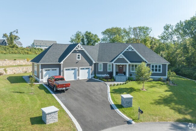 You can often find Craftsman-style homes in North Apponagansett, Dartmouth.