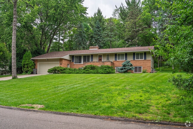 The Williston neighborhood showcases larger-than-typical midcentury designs built for families, with split-level and ranch homes priced from the low 400,000s to mid-700,000s based on size.