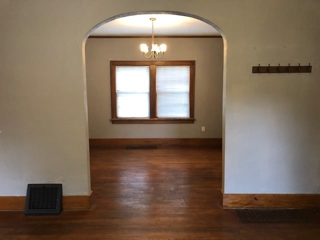 302 Melrose Ct, Iowa City, IA 52246 - photo 4