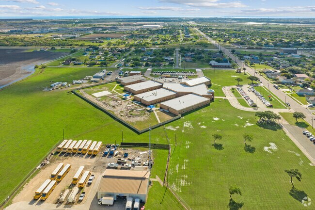 The students enrollment at Austin Elementary is approximately 494.