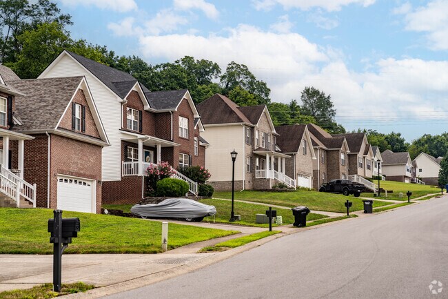 Most of the homes in Aspen Grove have attached garages.