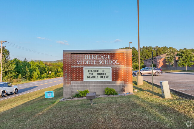 Heritage Middle School is an above-average public school welcoming students grades 6-8.