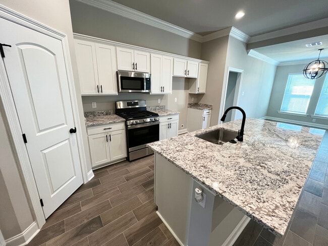 1369 Aldon St, Foley, AL 36535 - photo 2