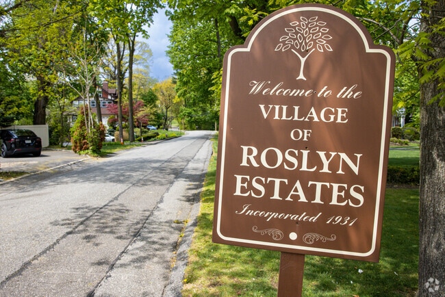 The Village of Roslyn Estates lies within the greater Roslyn area.