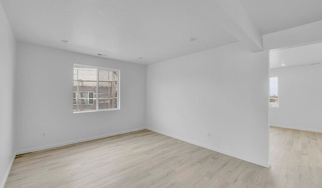 331 W Wrangler Cove, Stansbury Park, UT 84074 - photo 6