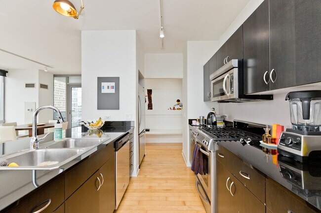 The Residences at the Joffrey Tower unit 2204, Chicago, IL 60601 - photo 5