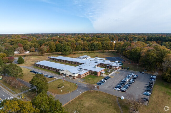 Sedgefield Elementary School is a Newport News public school with a C- grade from Niche.