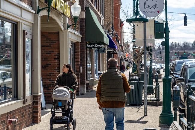 Residents of Country Club Village enjoy quick access to the shops in downtown Rochester Hills.
