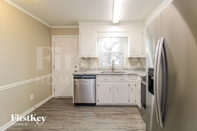 7642 Pine St, Rural Hall, NC 27045 - photo 4