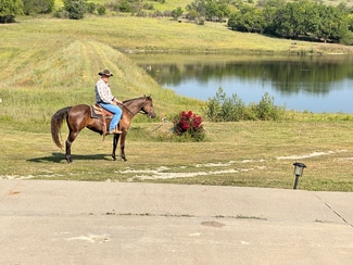 13325 Brush Creek Rd Unit Rural Ranch Loft, Westmoreland, KS 66549