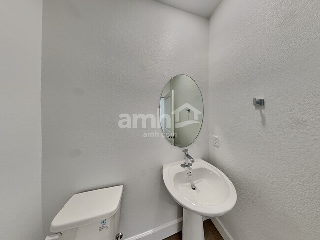 6428 Marthas Vineyard Ave, Las Vegas, NV 89141 - photo 7