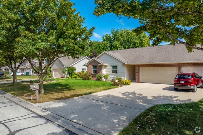 Baird Creek is a small, quiet neighborhood in Green Bay.
