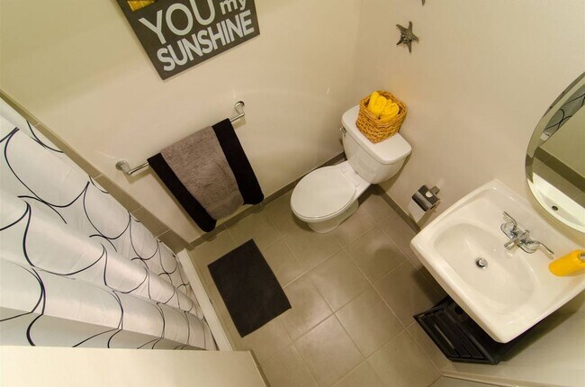 The Courtyard, Seattle, WA 98105 - photo 3