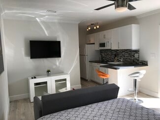 1301 NW 17th Ave Unit B, Boca Raton, FL 33486