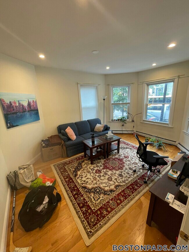 322 Western Ave Unit 1, Cambridge, MA 02139