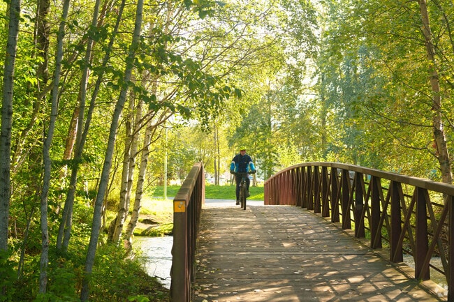 Woodside Park provides easy Chester Creek Trail access near Fairview.