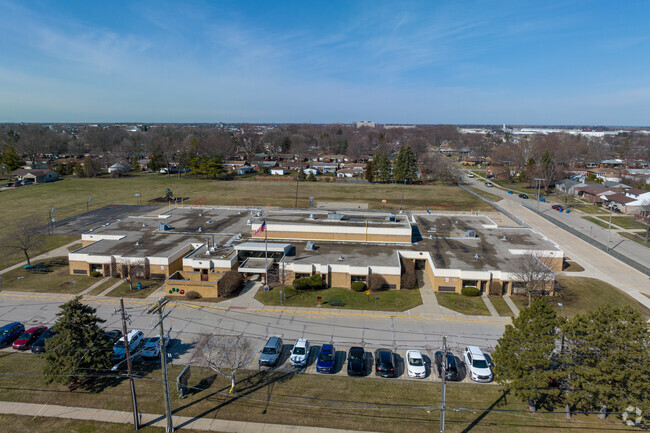 Crothers Elementary School is conveniently located in Warren, Michigan.