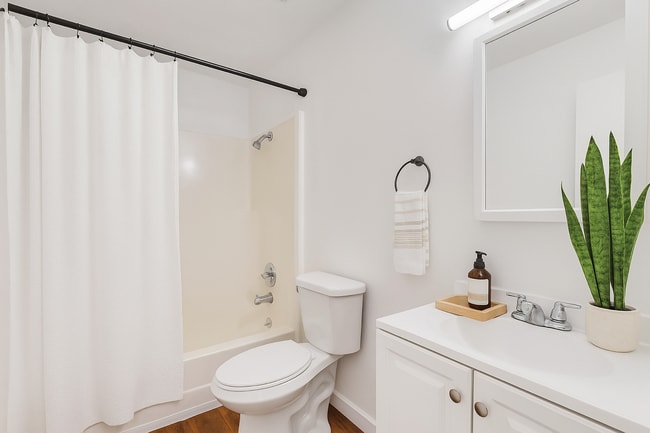 5624 NE Killingsworth St, Portland, OR 97218 - photo 7