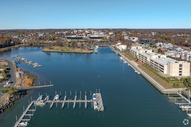 Greenwich is a luxurious coastal city with waterfront living & serene wooded suburbs.