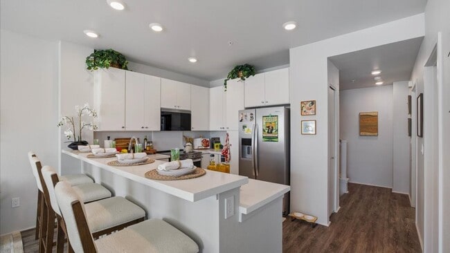 91-4099 Hikuono St unit 1408, Kapolei, HI 96707 - photo 7