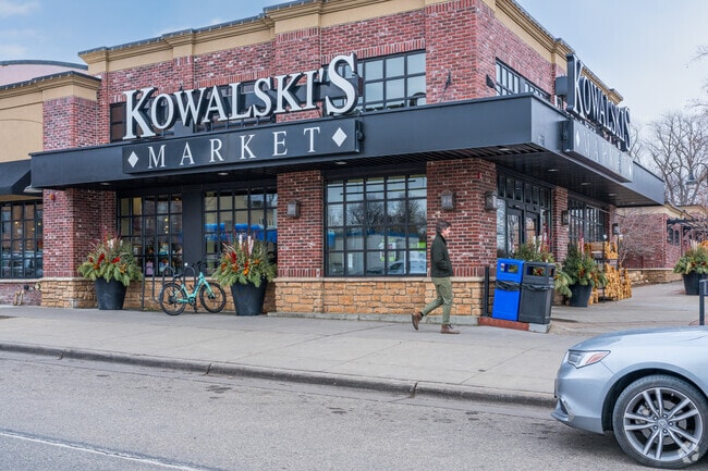 Kowalski's Market is on the eastern edge of the neighborhood.