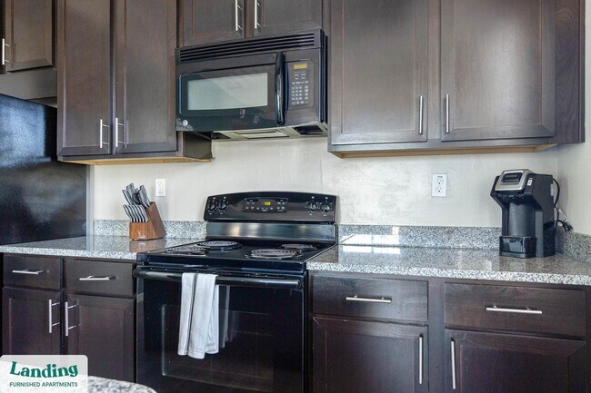 4590 Winkler Ave unit 3-204.1410925, Fort Myers, FL 33966 - photo 5