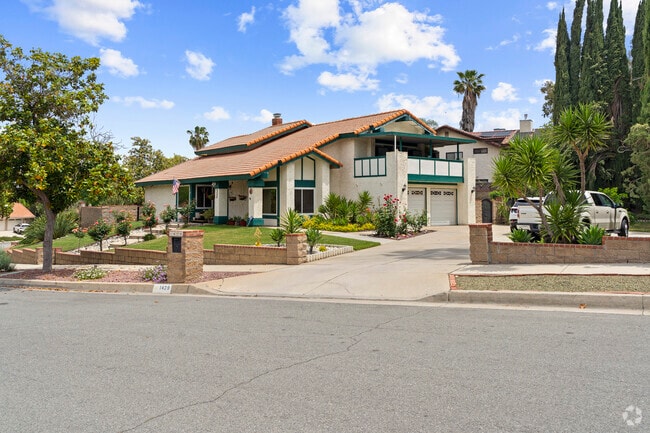 Elegant living in the heart of South Redlands.