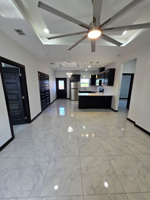 1024 N Blair Ave, Edinburg, TX 78541 - photo 3