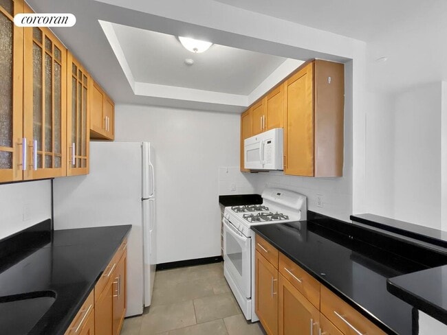 1405 5th Ave, New York, NY 10029 - photo 4