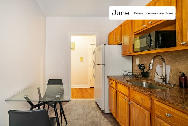 579 61st St unit A, New York City, NY 11220 - photo 7
