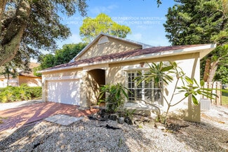 6297 Lauderdale St, Jupiter, FL 33458