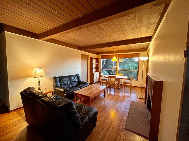 1216 Spruce St unit 1216-1/2 Spruce, Berkeley, CA 94709 - photo 4