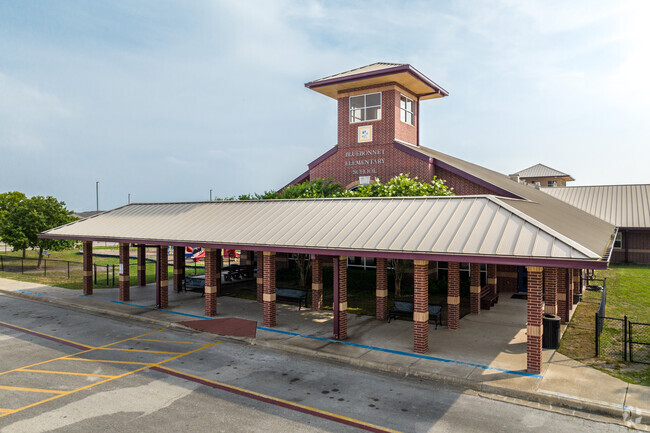 Bluebonnet Elementary School, Rankings & Reviews - Homes.com