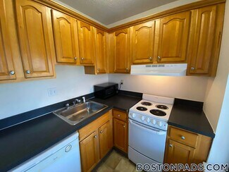 1126 Boylston St Unit 501, Boston, MA 02215