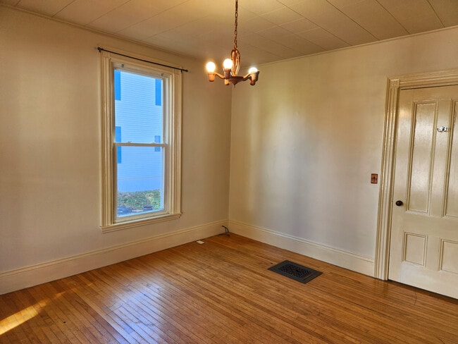 Bedroom 1 - Side Window